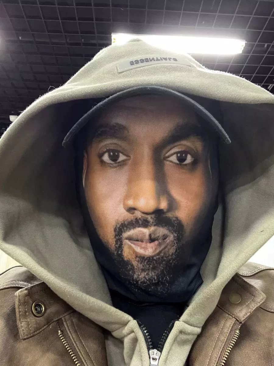 Маска Kanye West Maskon.store купить по цене 1 638 ₽ в интернет-магазине  Wildberries | 215879002